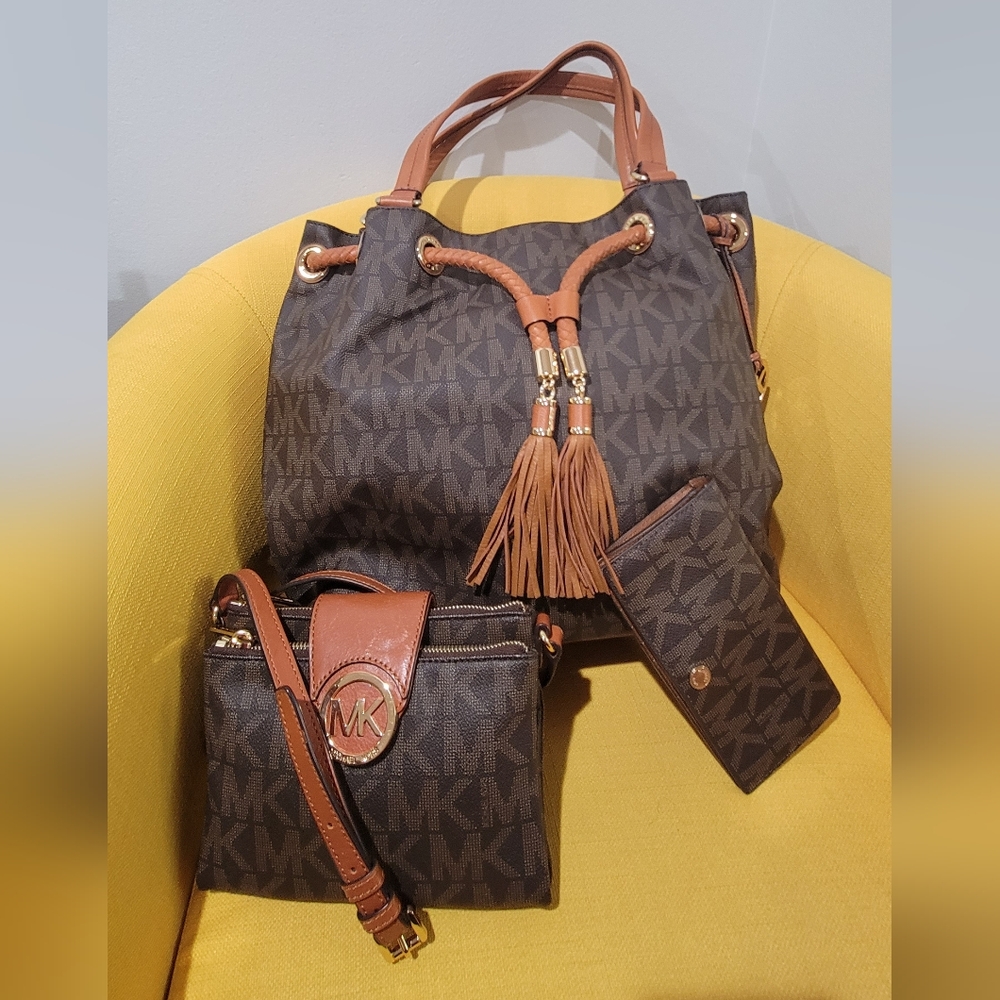 Michael Kors set